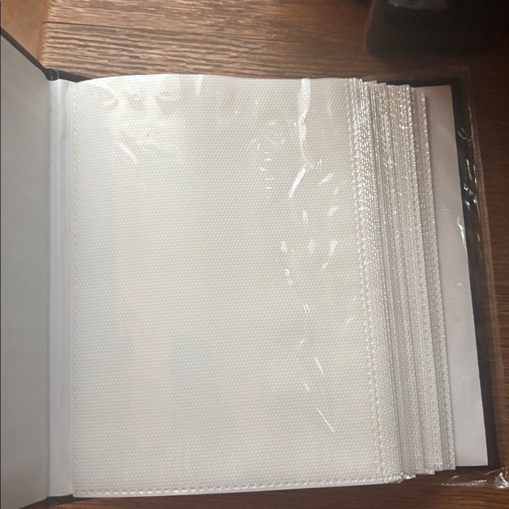 Mini Max Book Bound Photo Album (6). 100 slip in slots 4x6 - Picture 3 of 4